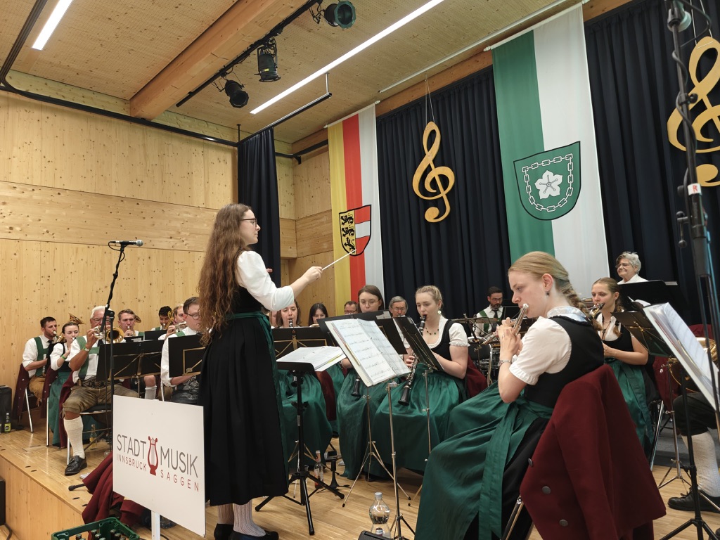 0C85A16B-012E-40CB-8731-78EA27989163_1_105_c (1)